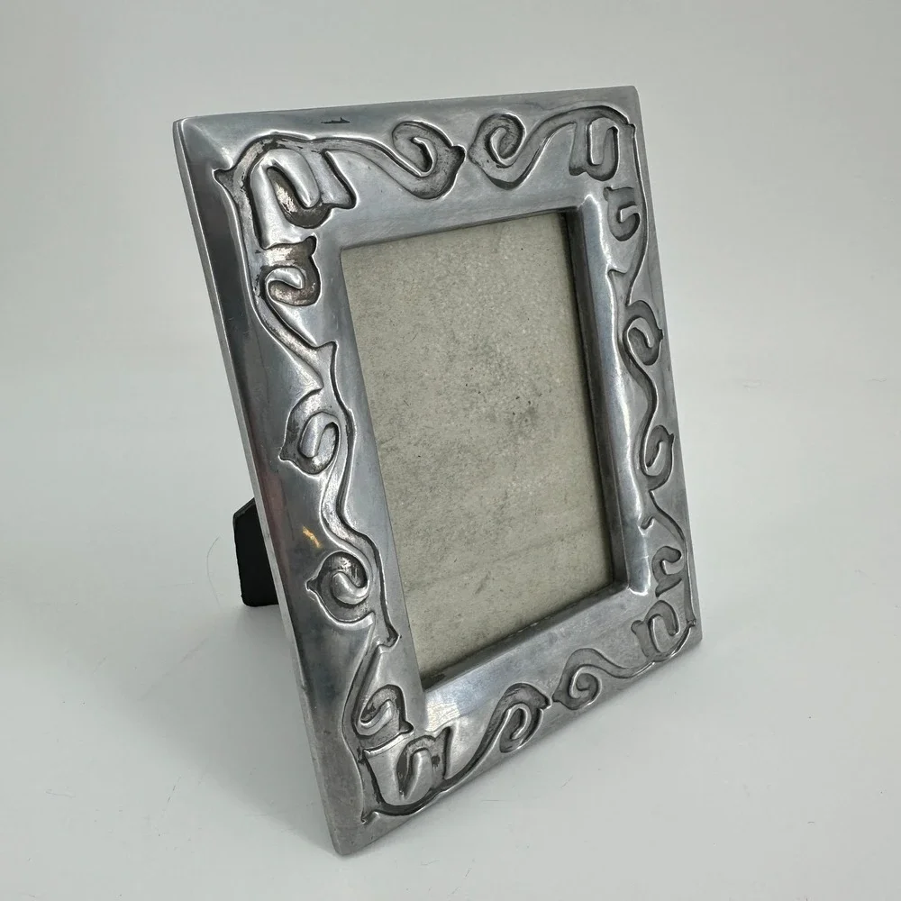 Pewter Tone Embossed Scroll Metal Picture Frame for 3.5x5 Photo Silver Decor